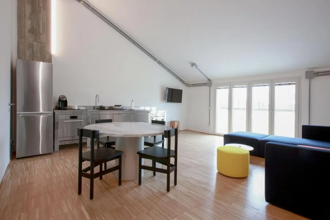 Basicvillage Milano 0*, Milan